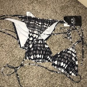 Oakley bikini set